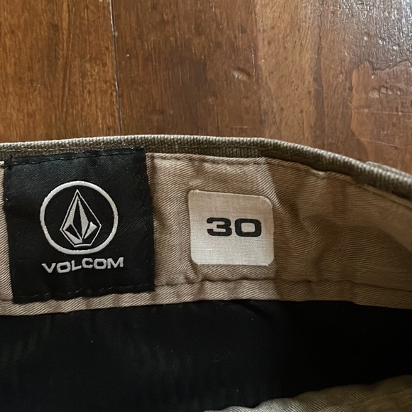 Volcom - Picture 2 of 3